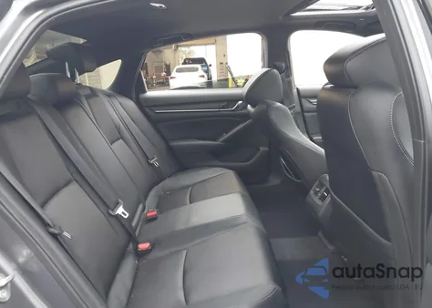 2018 Honda Accord Sport 2.0T z USA, uszkodzony, nr VIN 1HGCV2E36JA041307